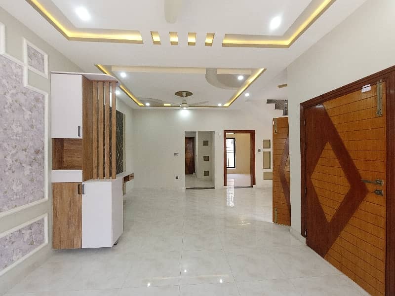 On Excellent Location 5 Marla House For sale In Bahria Town Phase 8 - Ali Block Rawalpindi 5