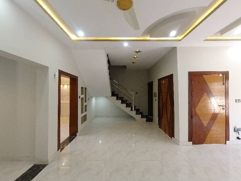 On Excellent Location 5 Marla House For sale In Bahria Town Phase 8 - Ali Block Rawalpindi 9