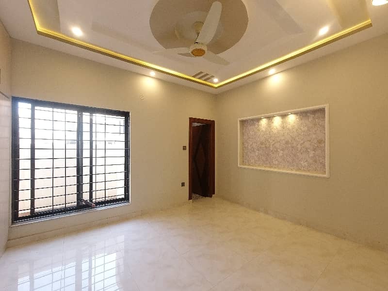 On Excellent Location 5 Marla House For sale In Bahria Town Phase 8 - Ali Block Rawalpindi 17