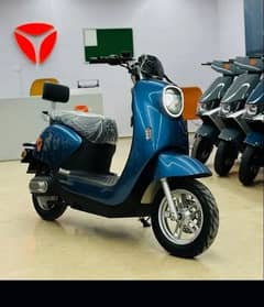 Yadea M3 / Electric Bike/ Scooty/ Scooter Metro Aima Revoo Nisa Evee