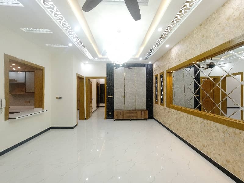 On Excellent Location House For sale In Rawalpindi 4