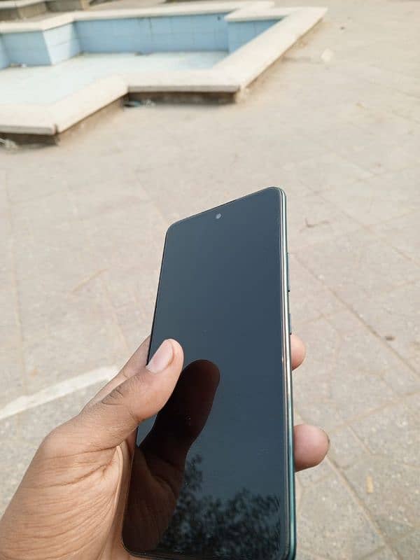 infinix hot 11s 6/128 in good condition with box and original charger 1