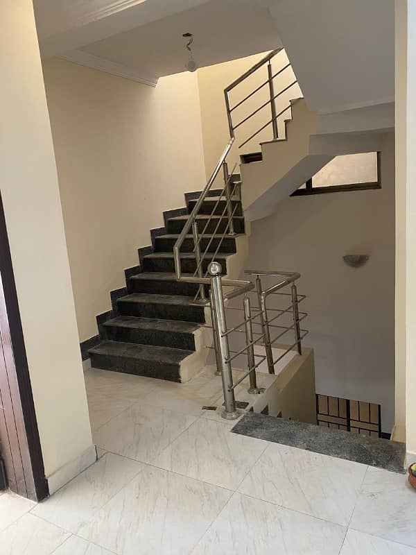 7 Malra Used House With Gas Available For Sale Prime Location 10