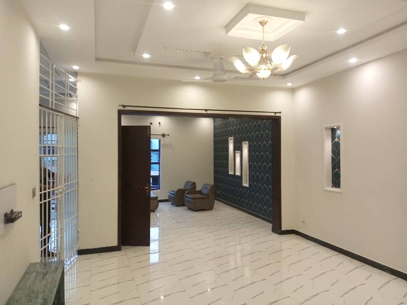 8 Marla Luxury Beautiful Designer Upper Portion in Owais Block Bahria Town Phase 8 Rawalpindi 10