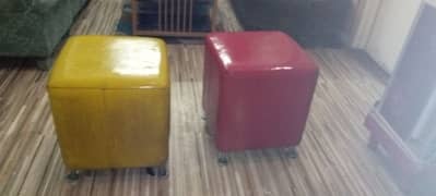 stools red and white price can be less only for serious buyers