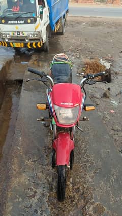 Honda prider 100 cc 2015 model