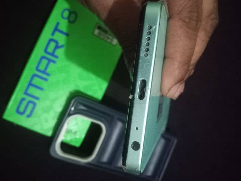 Infinix smart 8 6