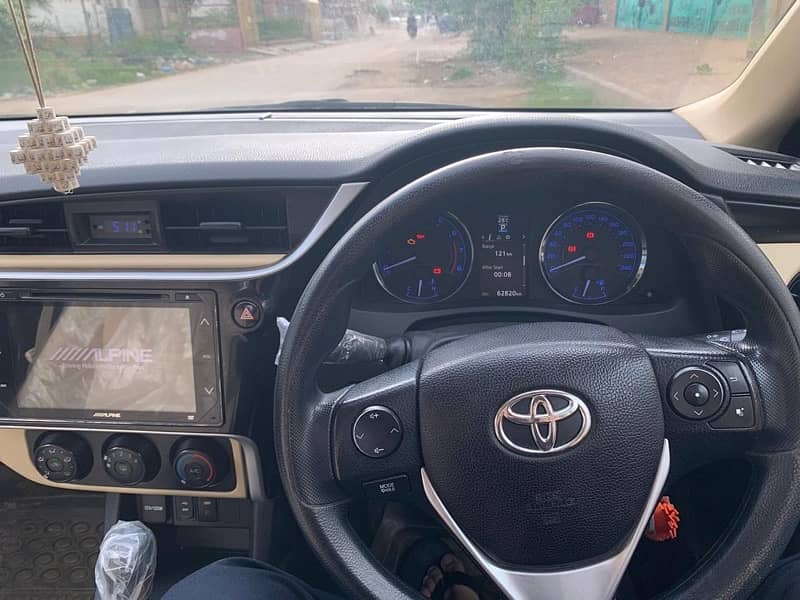 Toyota Corolla Altis 2018 8