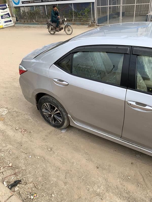 Toyota Corolla Altis 2018 11