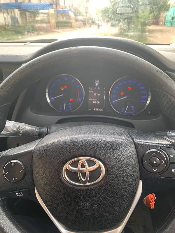 Toyota Corolla Altis 2018 17