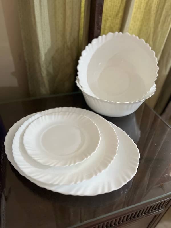 Marble dinner set 0