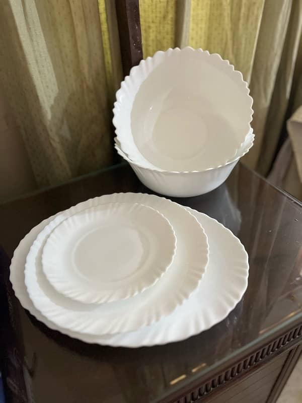 Marble dinner set 1