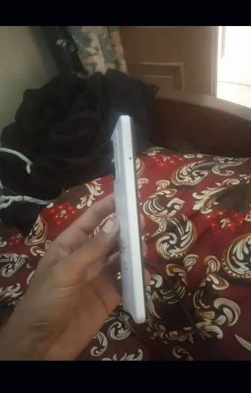 infinix smart 7 with charger no open no repair 3