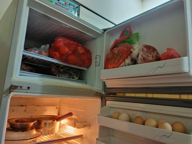 refrigerator for sale in new condition 3