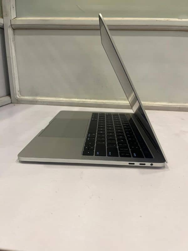 MacBook Pro 2019 3