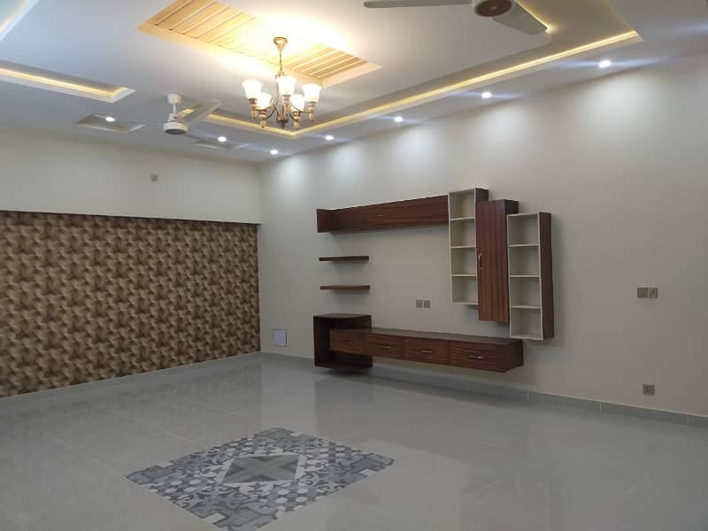 G-13 Beautiful Double Storey House 40x80 Sun Pindi Facing Available Investor Price 2