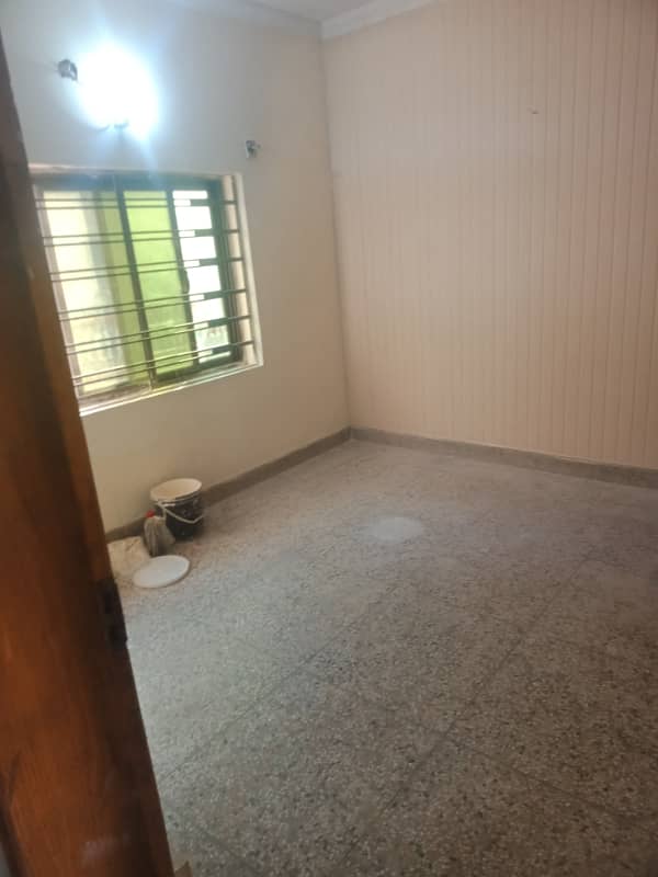 Upper portion for rent in G 10/4 3