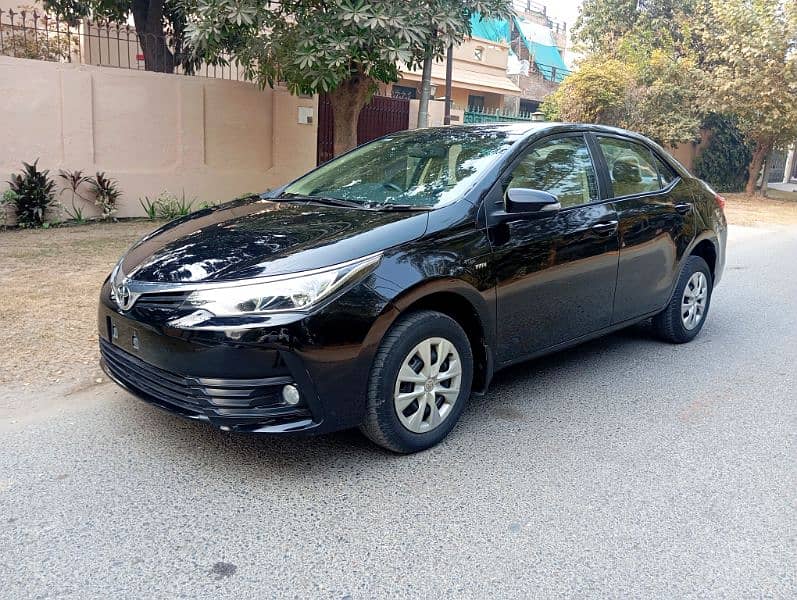 Toyota Corolla XLI Automatic Model 2019 4