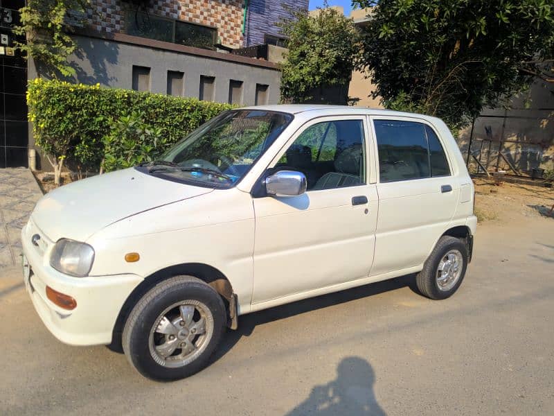 Daihatsu Cuore 2007 1