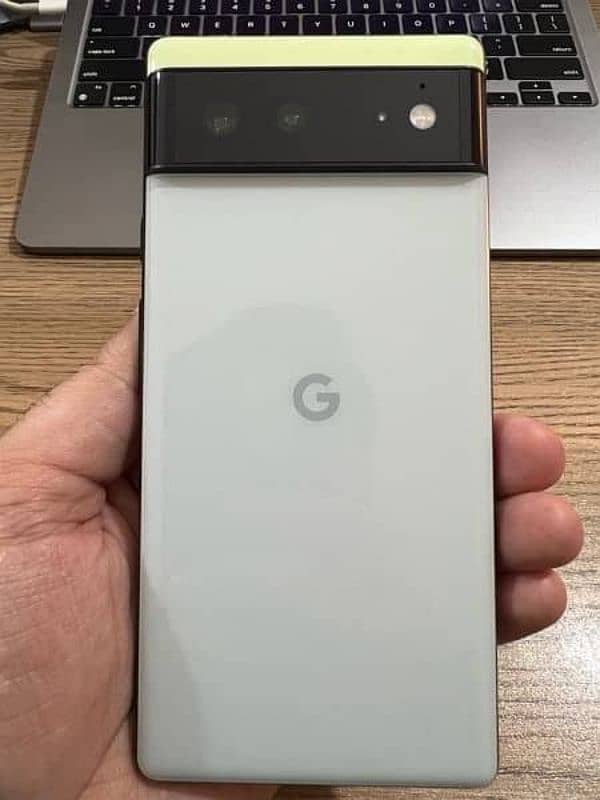 pixel 6 256 with box 0