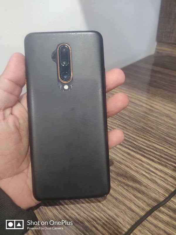 one plus 7T pro maclaren edition. . 12 gb . . 256 gb 1