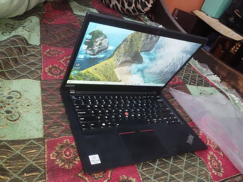 Lenovo Thinkpad T14 Touchscreen CORE I5 10th Generation 16 GB RAM 3