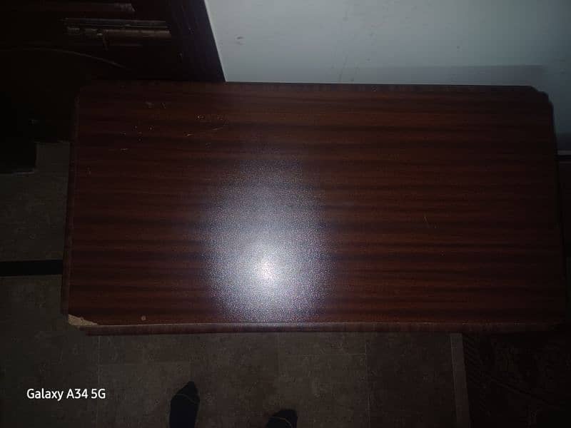 Comp/ Study Table In Excellent Condition 0