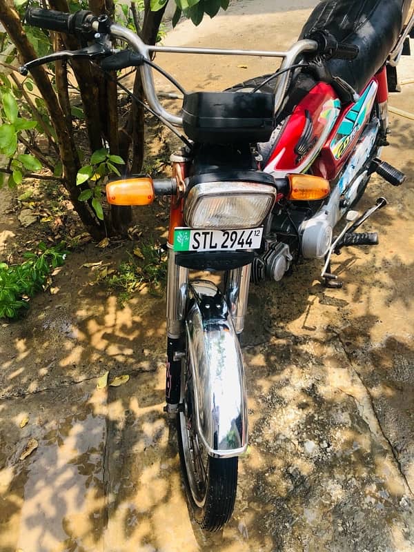 Honda CD70 12 model 55km fuel average 3