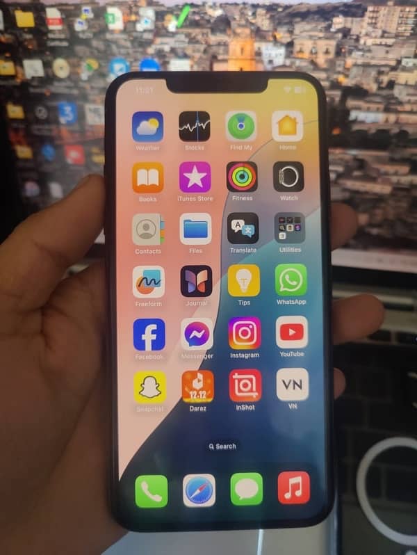 iPhone 11 pro max 1