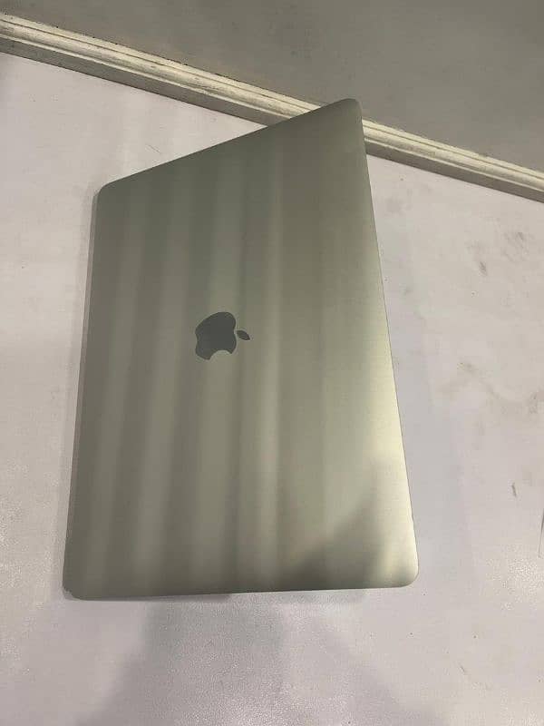 MacBook pro 2019 13" 7