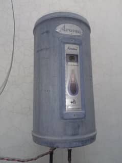 Aroma Water Gyser Used