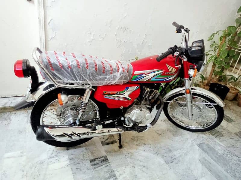 Honda CG 125 2023 4