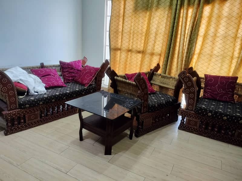 10 Marla Full Furnish House Available For Rent 7