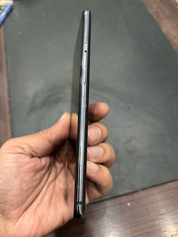 One plus 7T 8/128 4