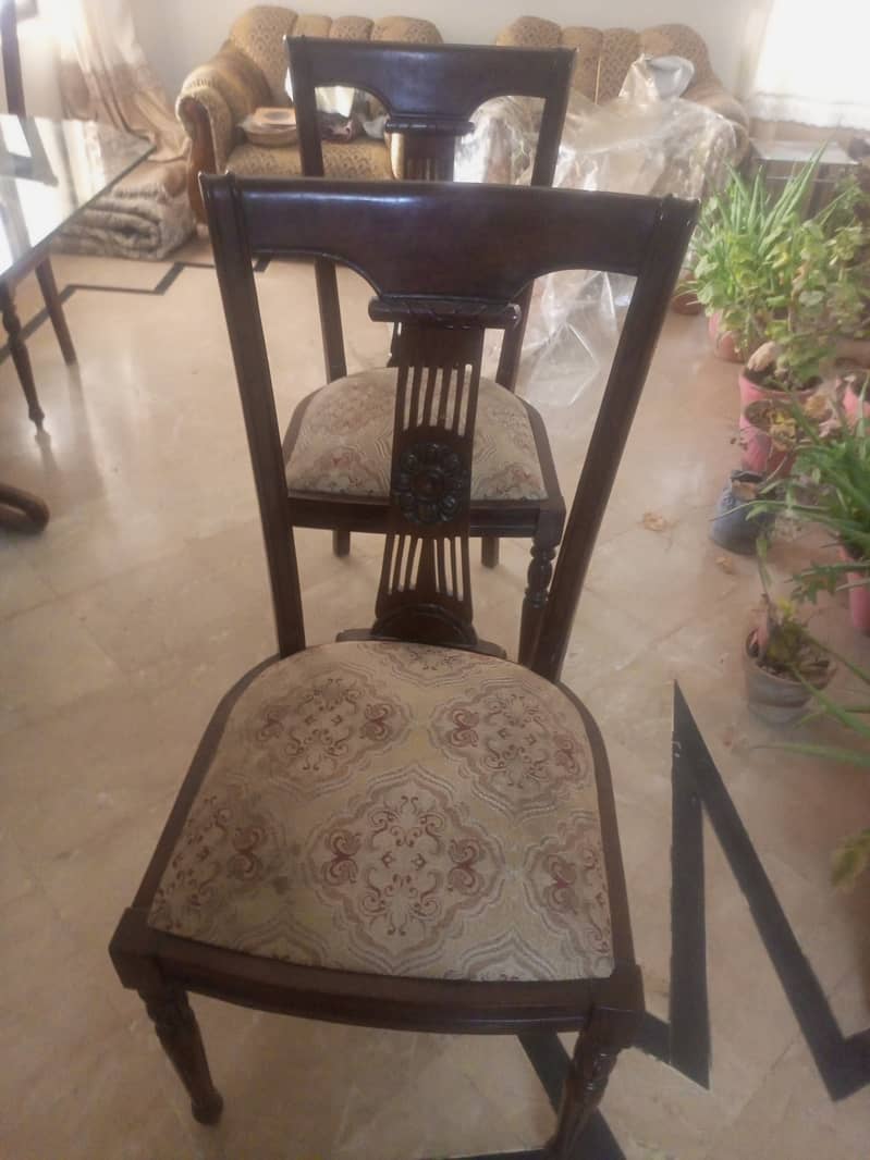 Dinning table for sale 1