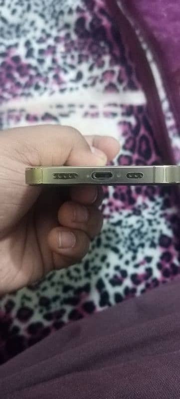 iphone 13 pro gold colour 1