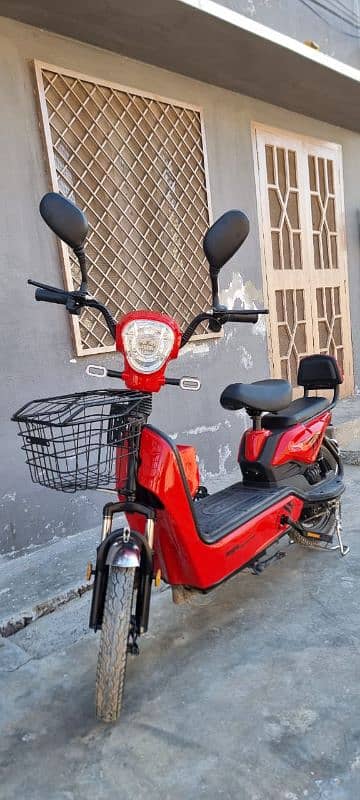 Electric bike 10/10 condition Battery life 100% ok 2