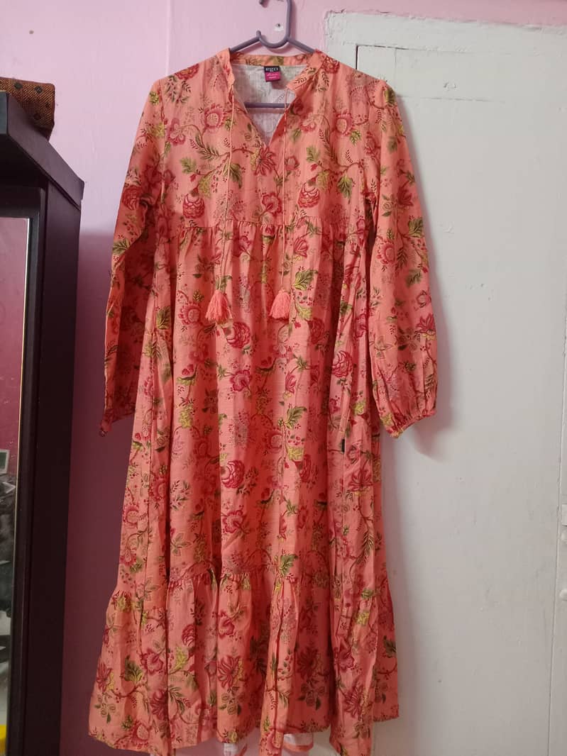 Small sized long Ego dress in Pink. 1