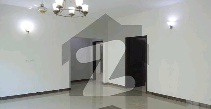 Spacious Flat Is Available For Sale In Ideal Location Of Askari 11 - Sector B Apartments 4