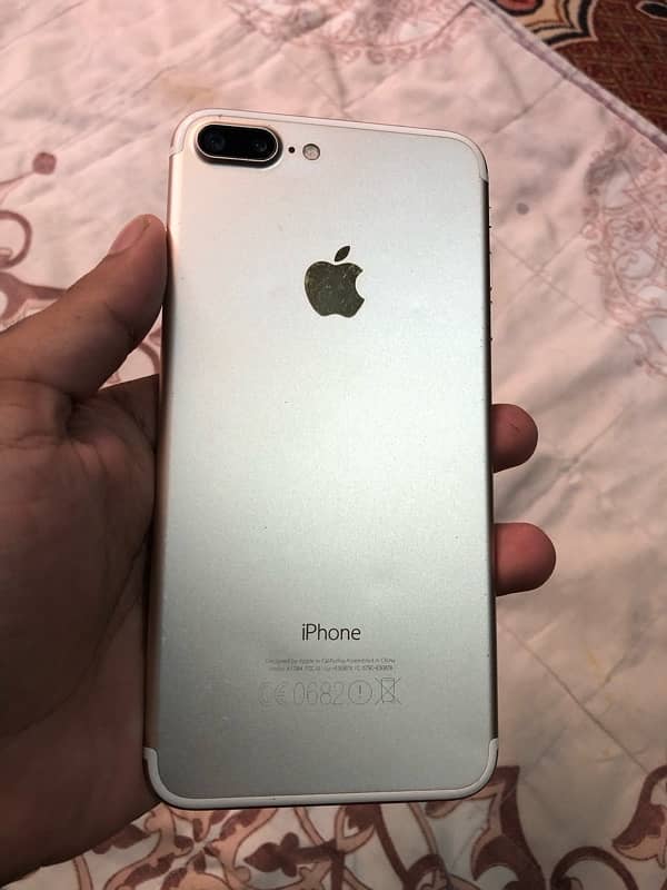 Iphone 7 Plus 128 GB PTA Approved (Read ad) 1