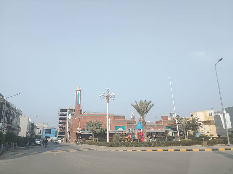 5.33 Marla Commercial Plot On Easy Installment 3.5 Years On Main Raiwind Road In Downtown Al Kabir Towm 2