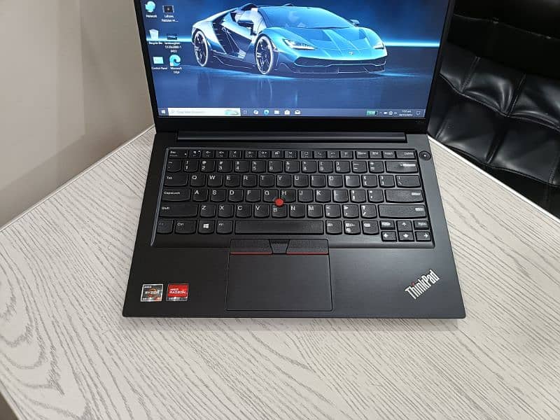 Lenovo Thinkpad E14 Gen 3 Ryzen 5 5500u 6 cores, 8mb cache, 1gb GPU 2