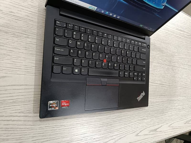 Lenovo Thinkpad E14 Gen 3 Ryzen 5 5500u 6 cores, 8mb cache, 1gb GPU 3