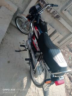 me apne bike majbore ki waja se sell kr rha hu brand new hay