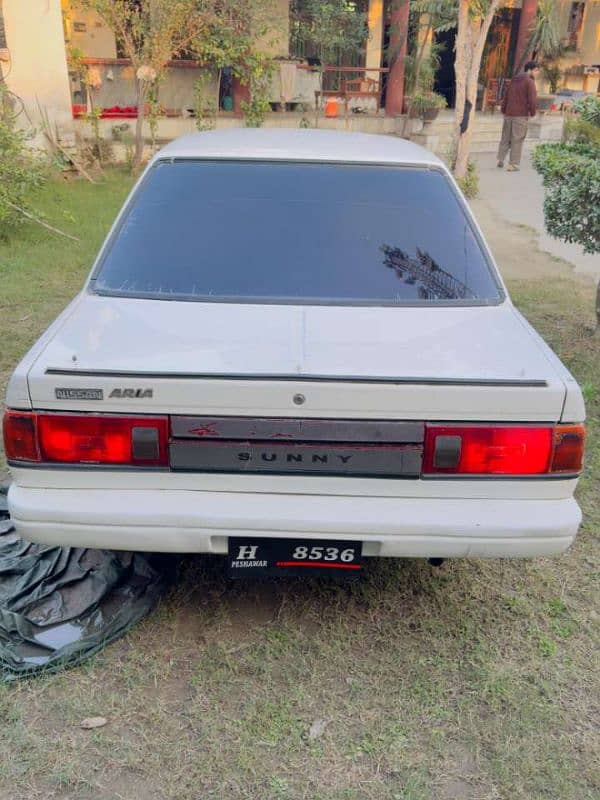 Nissan Sunny 1988 2