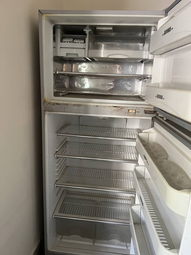 Dawlance fridge for sale 1