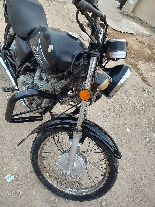 Suzuki GS 150 urgent sell VVIP condition 5