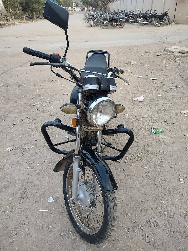 Suzuki GS 150 urgent sell VVIP condition 8