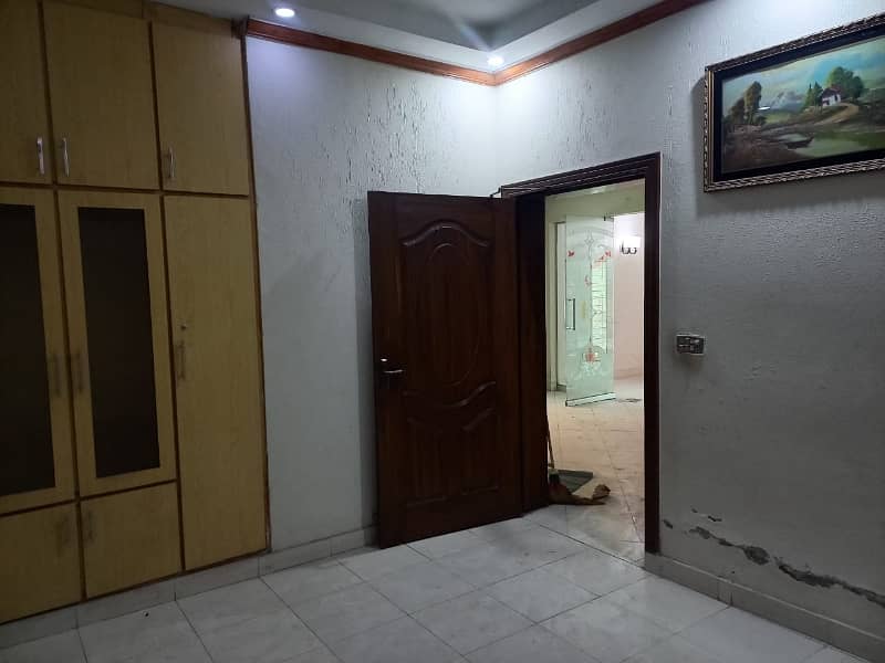 05 MARLA TILE FLOOR HOUSE FOR RENT IN JOHAR TOWN LAHORE 5