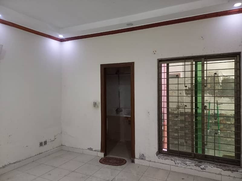 05 MARLA TILE FLOOR HOUSE FOR RENT IN JOHAR TOWN LAHORE 7